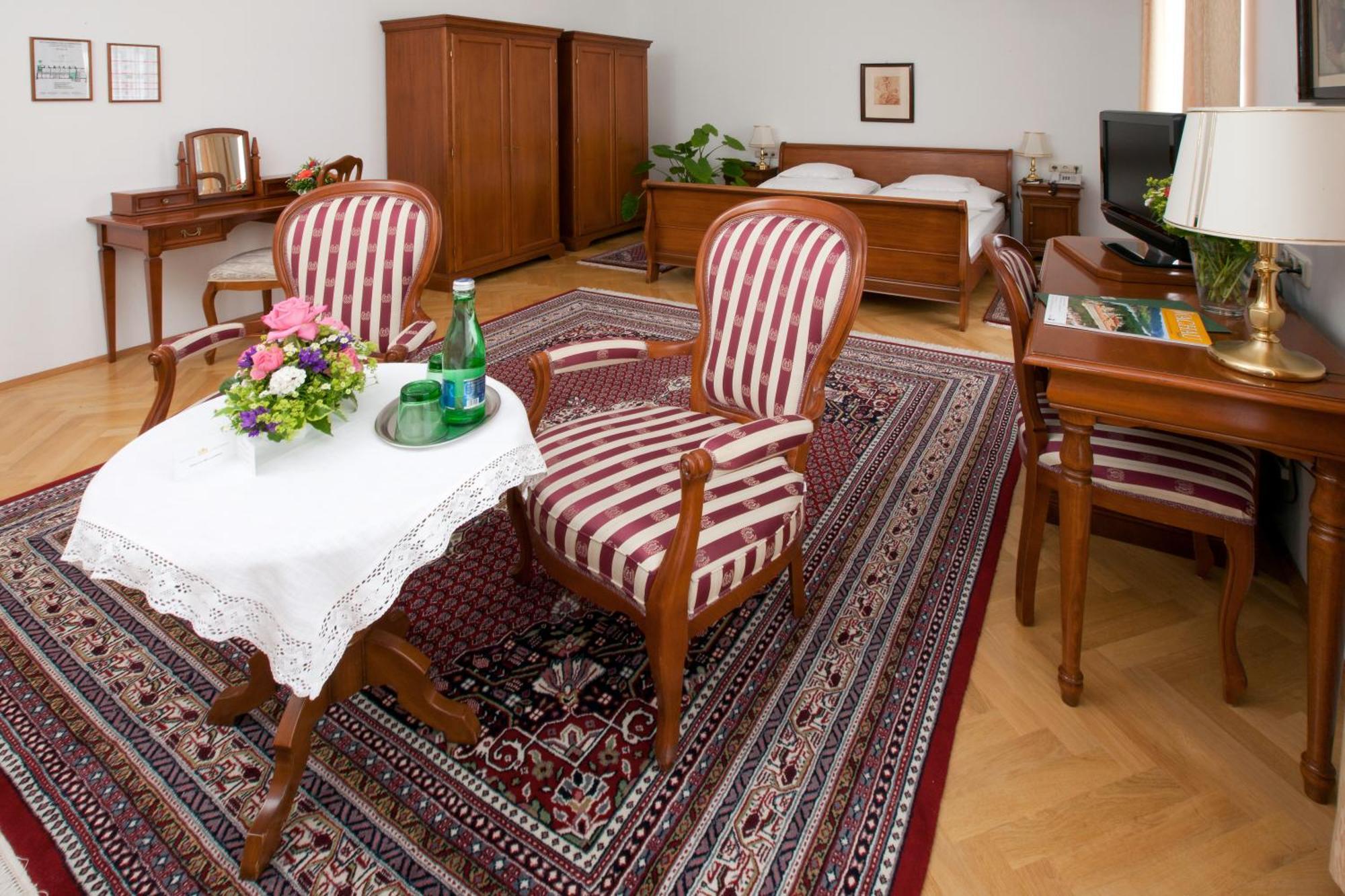 דורנשטיין Hotel Richard Loewenherz מראה חיצוני תמונה